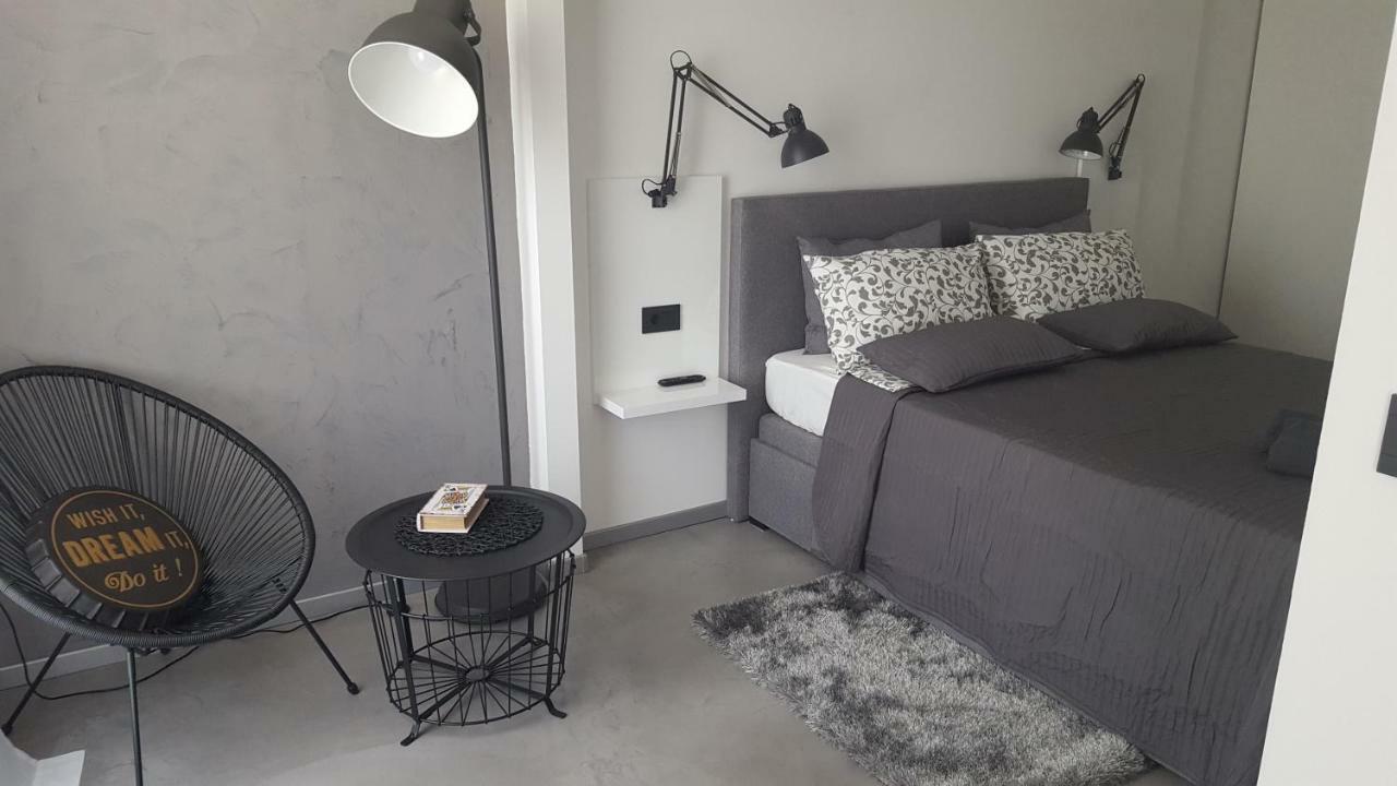 Apartman Vip, With Free Garage Parking Pula Luaran gambar