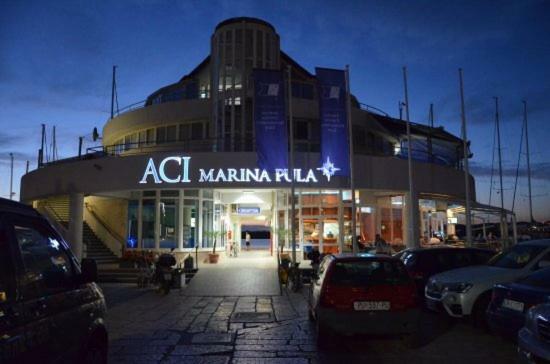 Apartman Vip, With Free Garage Parking Pula Luaran gambar